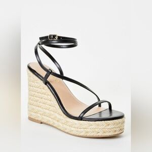 Classy Wedges size 6.5